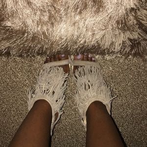 Tassel Sandle